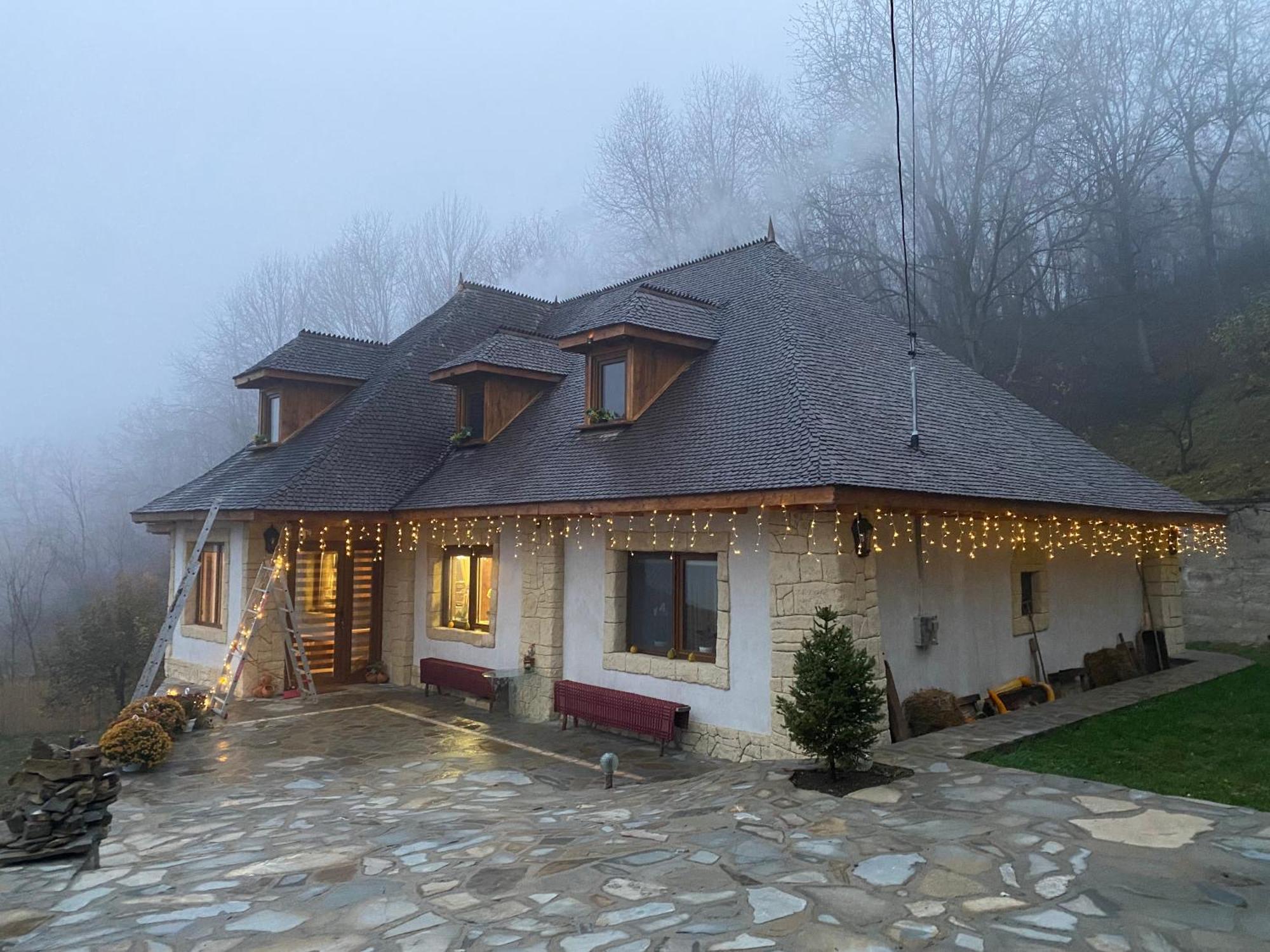 Casa Cu Sindrila Villa Vălenii de Munte Exterior photo