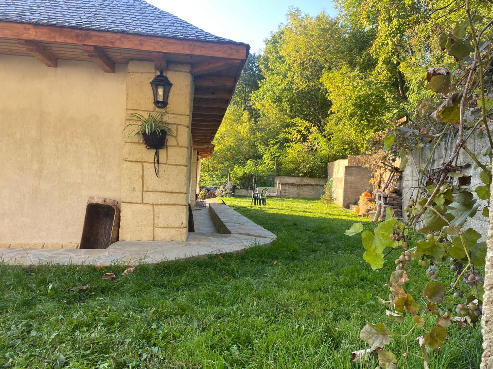 Casa Cu Sindrila Villa Vălenii de Munte Exterior photo