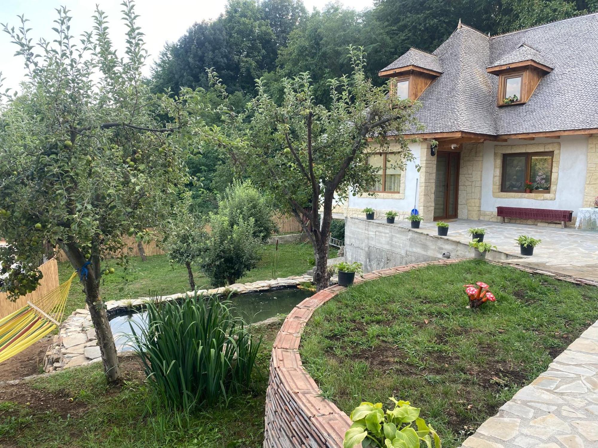 Casa Cu Sindrila Villa Vălenii de Munte Exterior photo